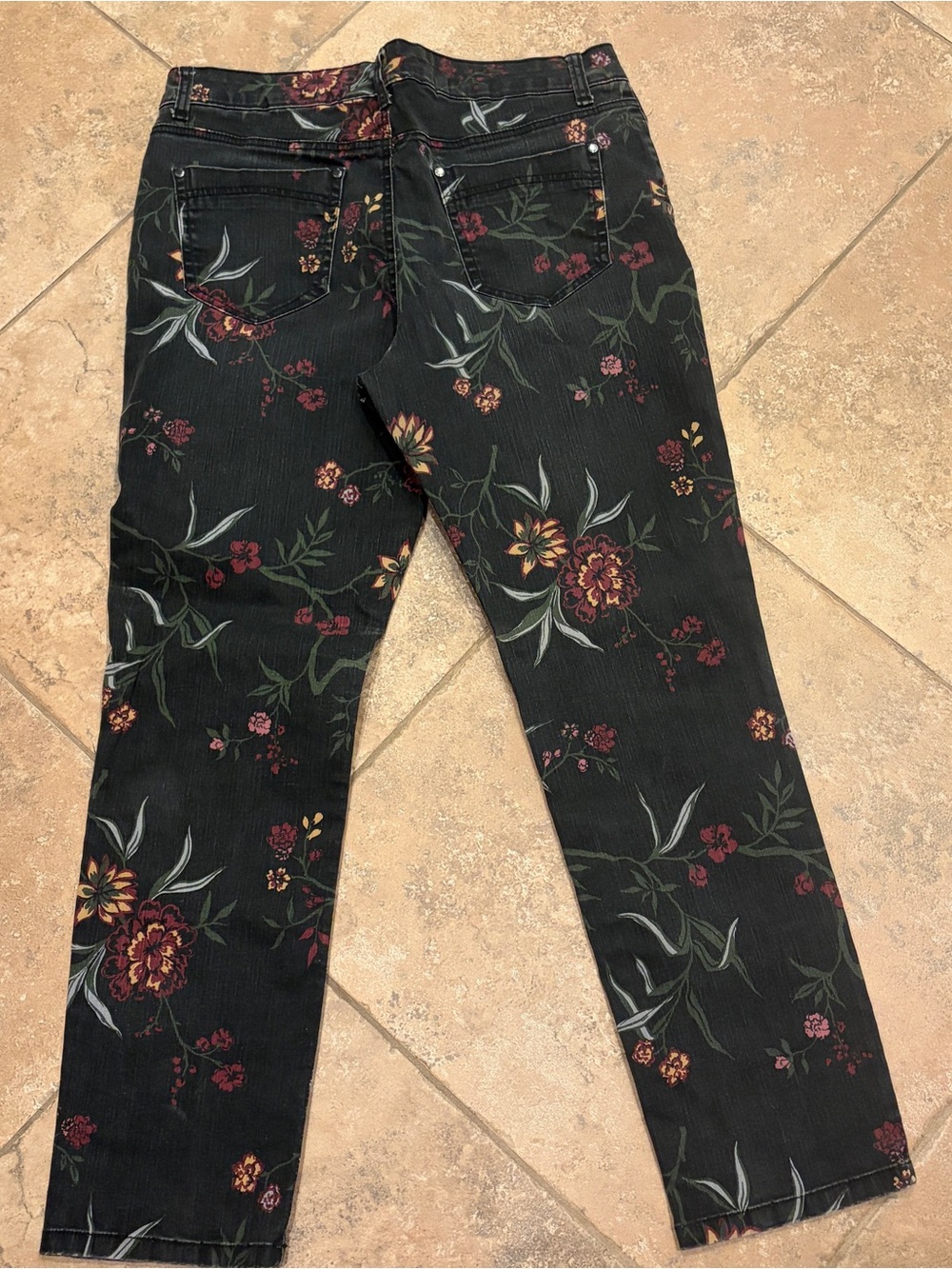 Bandolino Women’s Amy Modern Straight Leg Tummy Slimming Stretch Jeans Size 14 - Picture 5 of 8